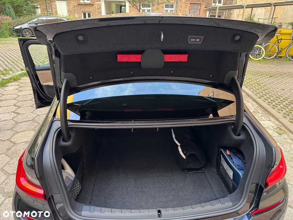 BMW Seria 3 330i xDrive M Sport sport - 20