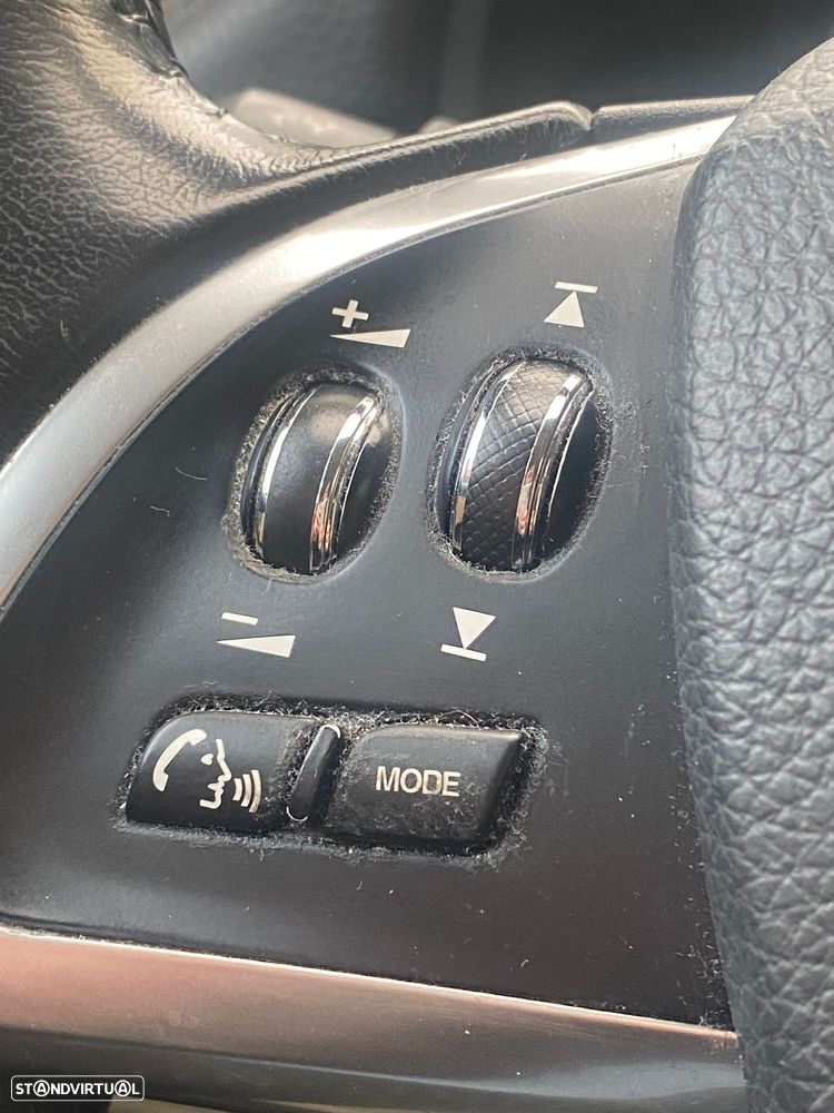 Jaguar XF Sportbrake 2.2 D Premium Luxury - 18