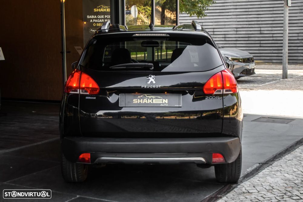 Peugeot 2008 1.2 PureTech Allure - 9