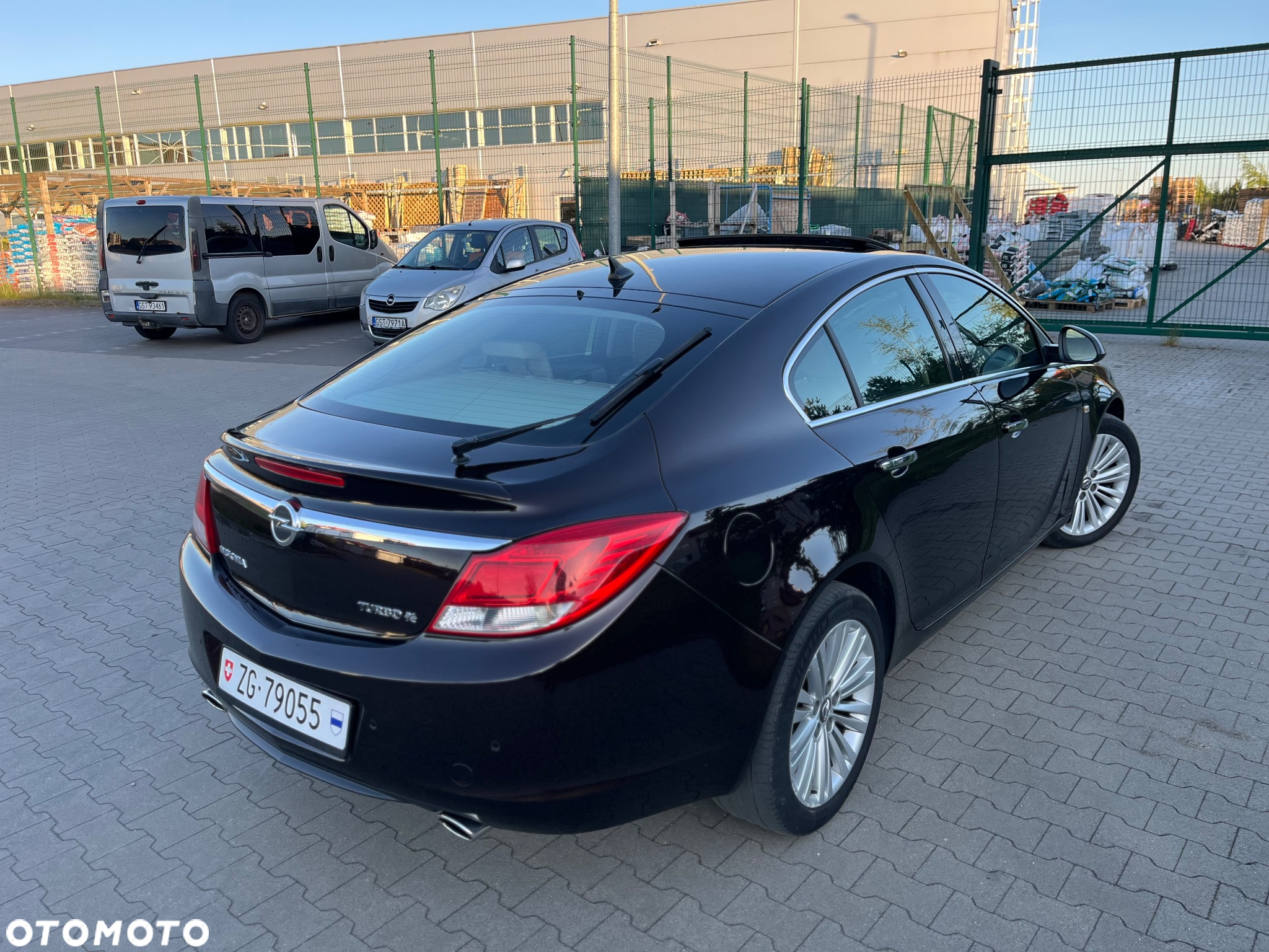 Opel Insignia 2.0 T Cosmo 4x4 - 3