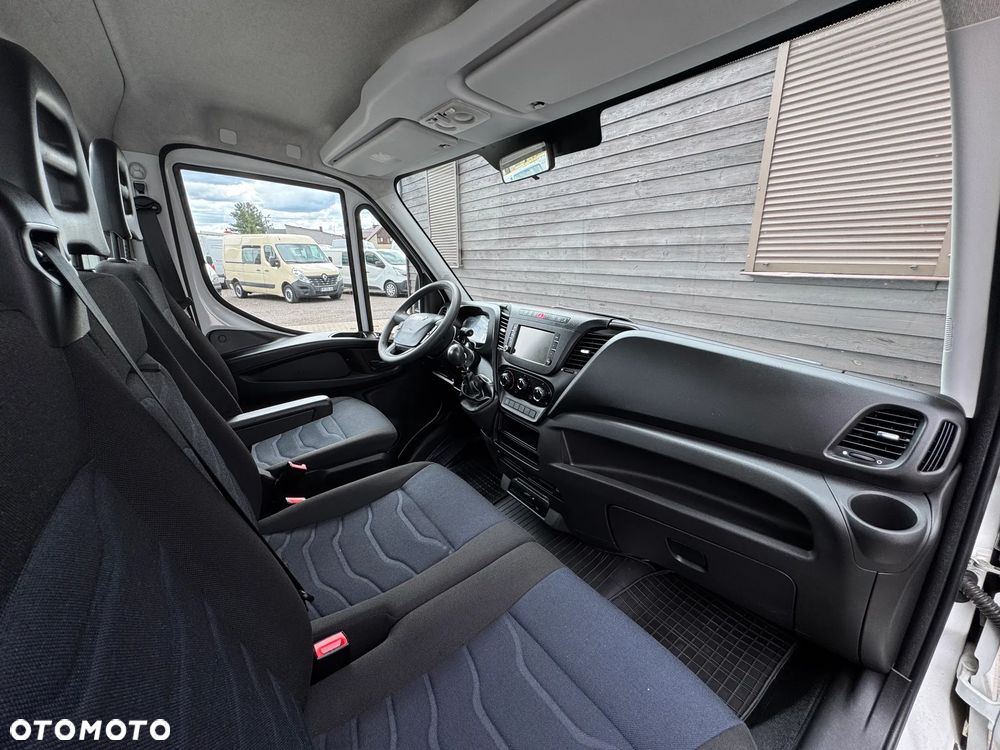 Iveco DAILY - 18