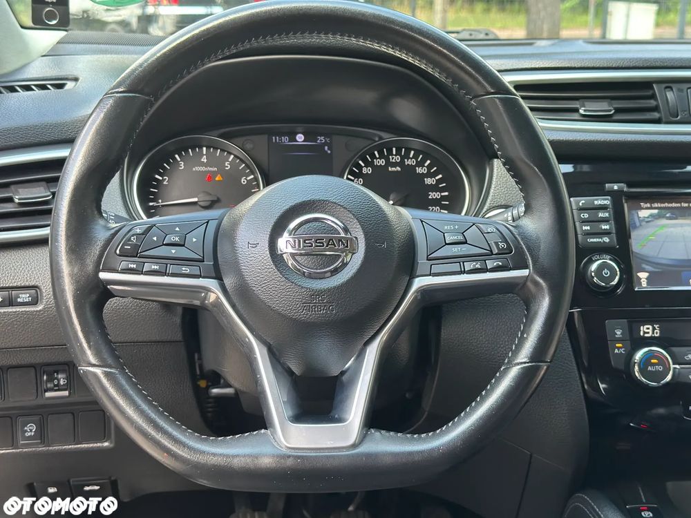 Nissan Qashqai 1.6 DIG-T N-Connecta - 16