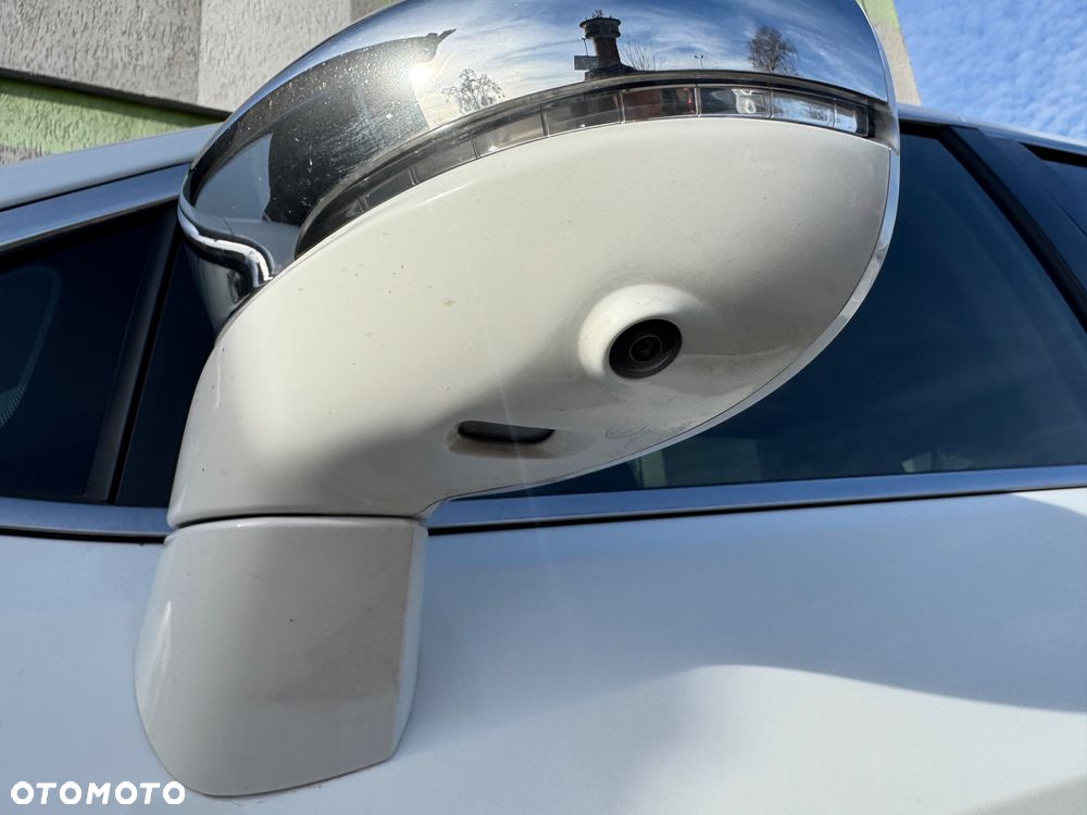 Chrysler Pacifica - 22