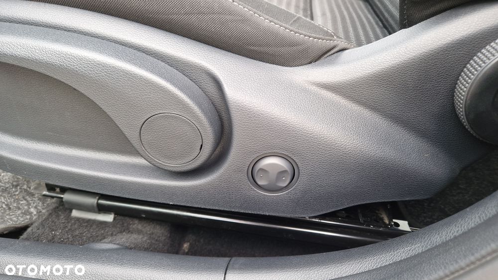 Kia Ceed 1.5 T-GDI L DCT - 14