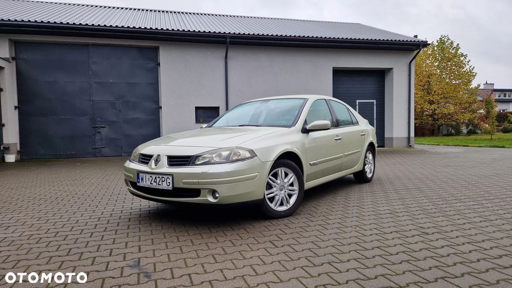 Renault Laguna - 1