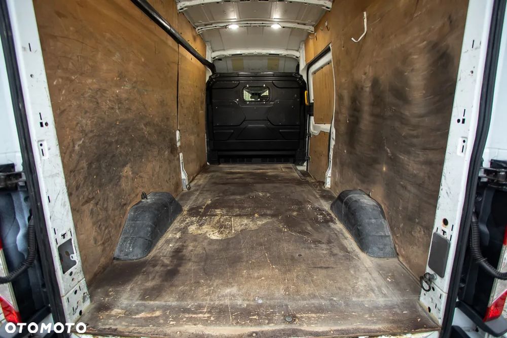 Ford Transit - 38
