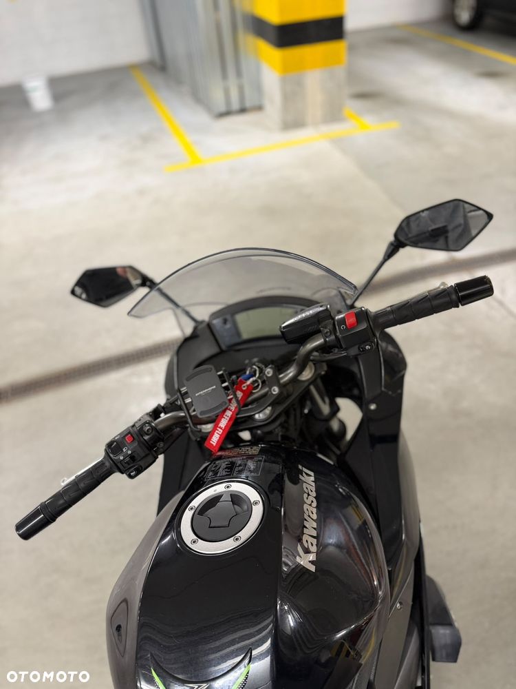 Kawasaki ER - 17