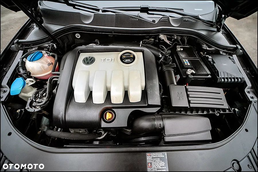 Volkswagen Passat - 38