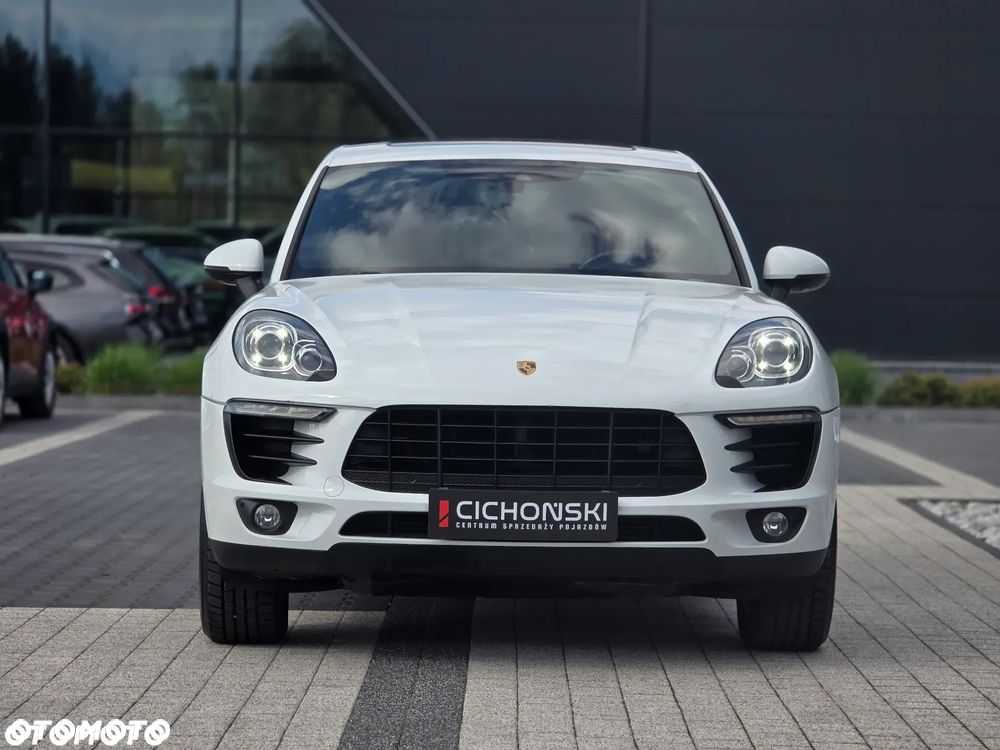 Porsche Macan - 3
