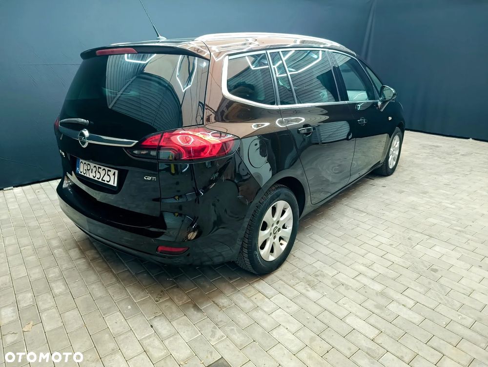 Opel Zafira 2013 photo 4