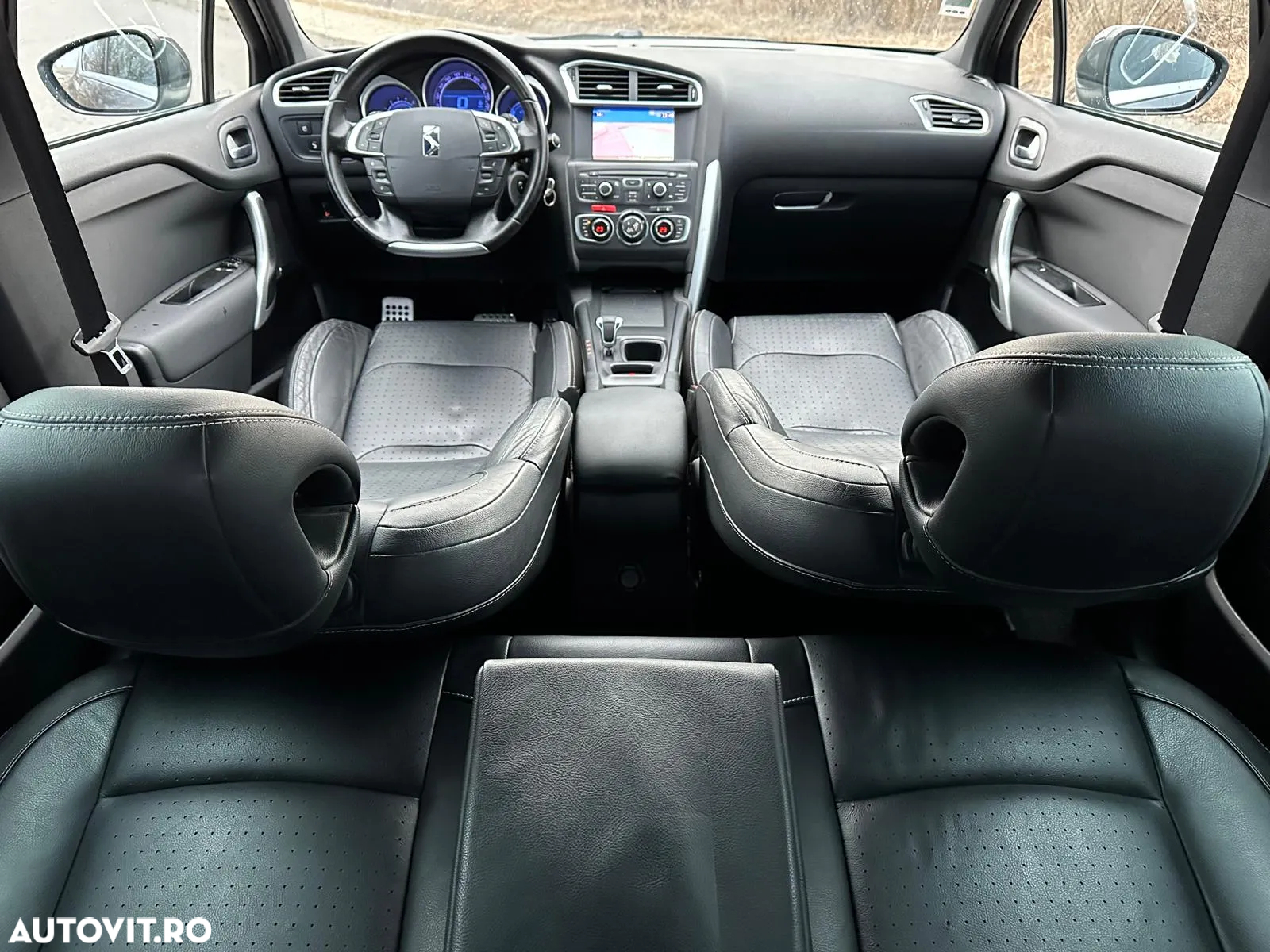 Citroën DS4 e-HDi 110 EGS6 SoChic - 9