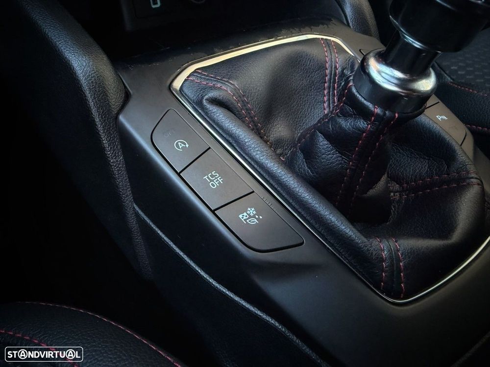 Ford Focus 1.0 EcoBoost ST-Line - 19