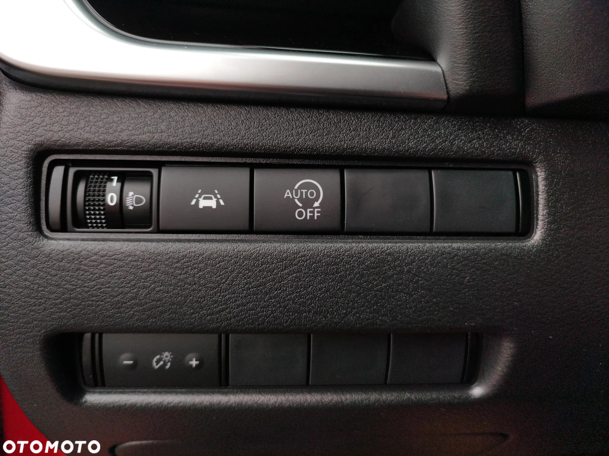 Nissan Qashqai 1.3 DIG-T N-Connecta DCT - 17