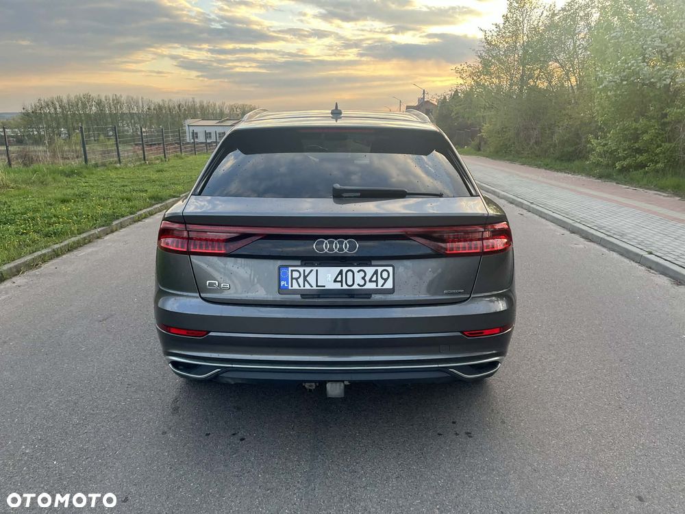 Audi Q8 - 6