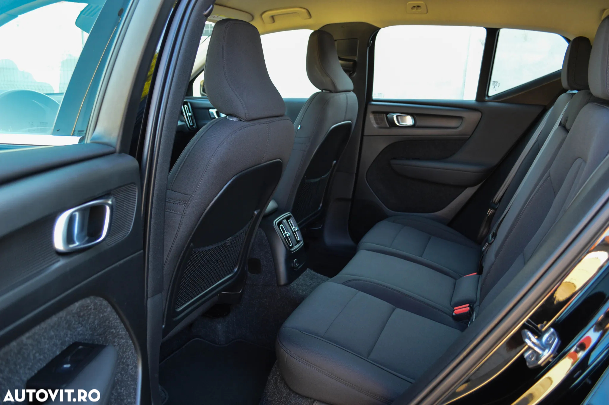 Volvo XC 40 Recharge T5 Twin Engine AT7 Inscription Expression - 6