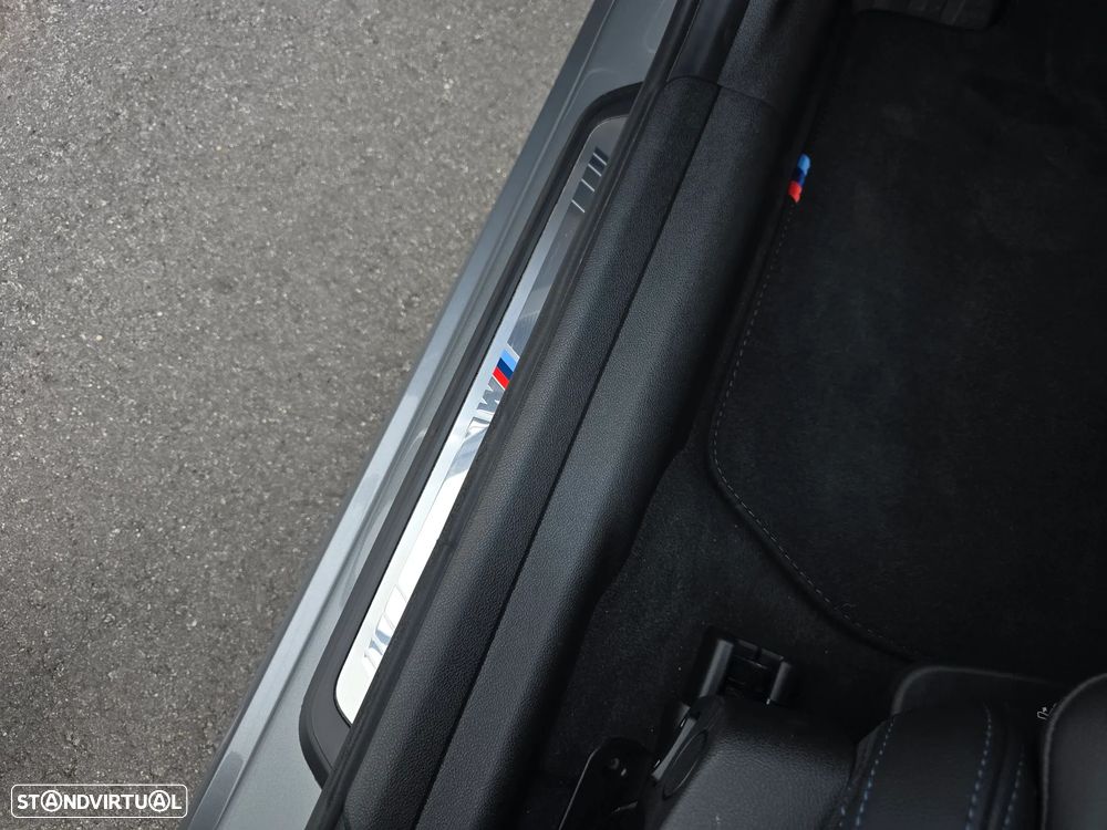 BMW 320 d Pack Desportivo M Auto - 38