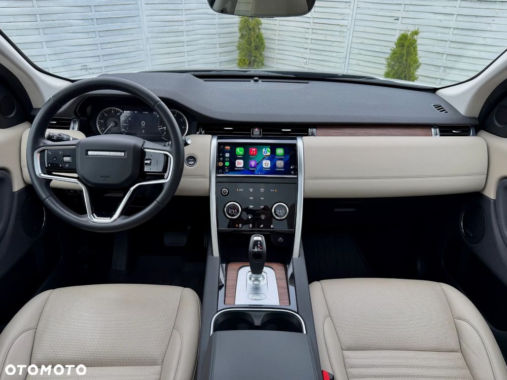 Land Rover Discovery Sport - 9