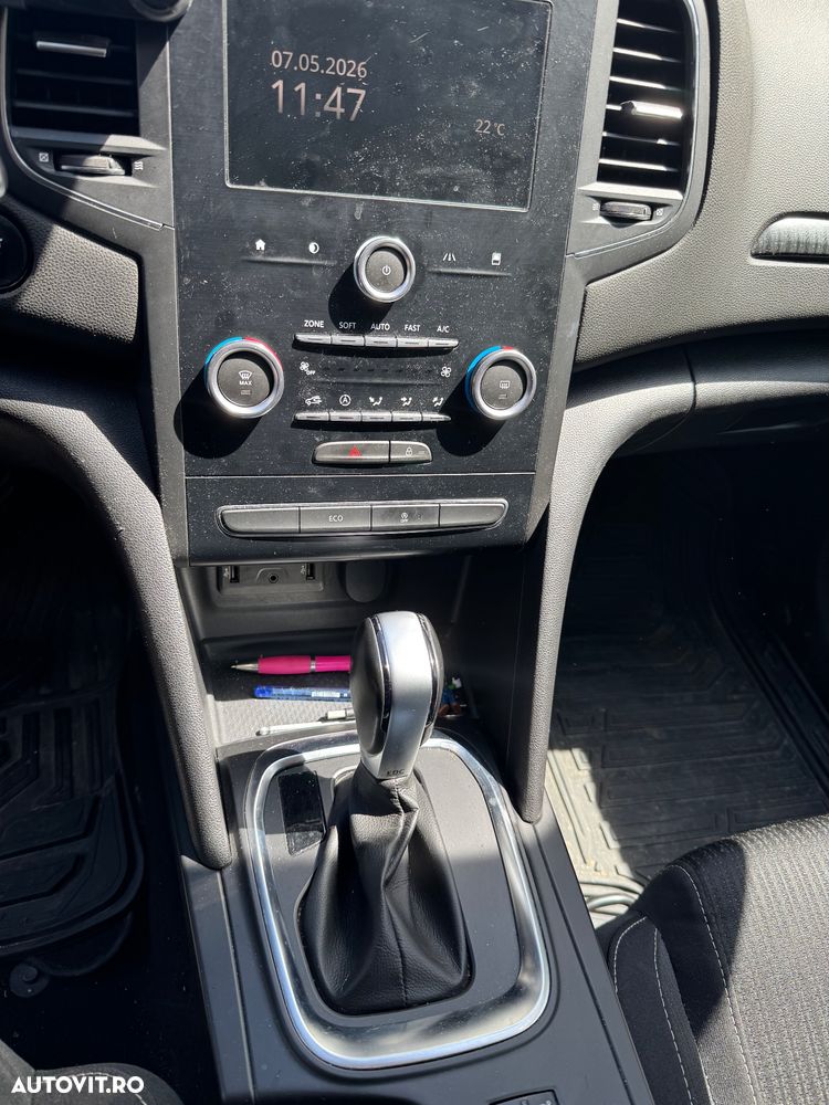 Renault Megane ENERGY dCi 110 EDC INTENS - 4