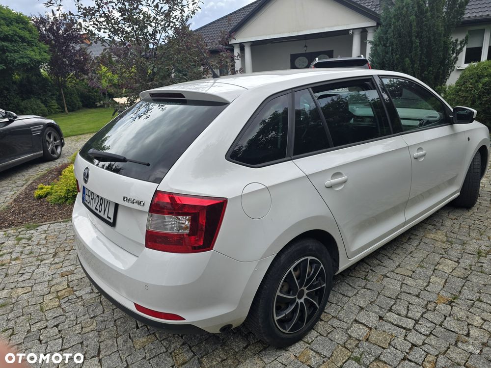 Skoda RAPID - 4