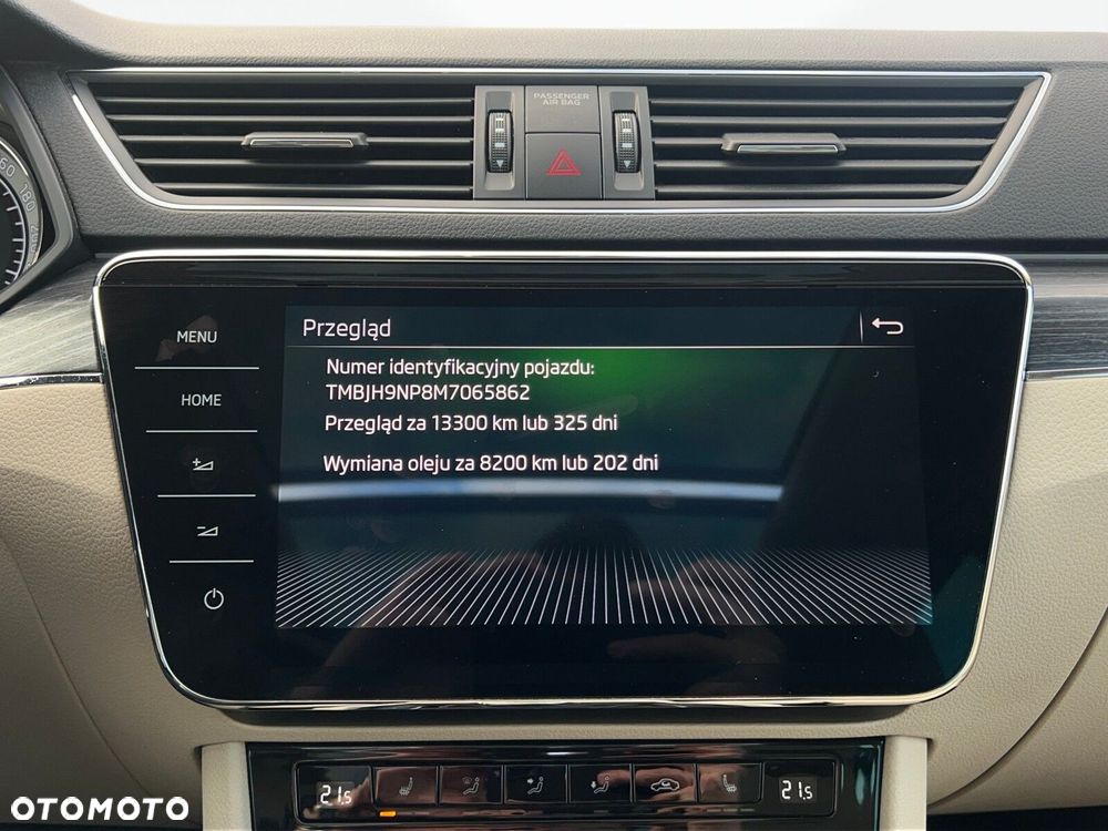 Skoda Superb 2.0 TDI SCR Style DSG - 35