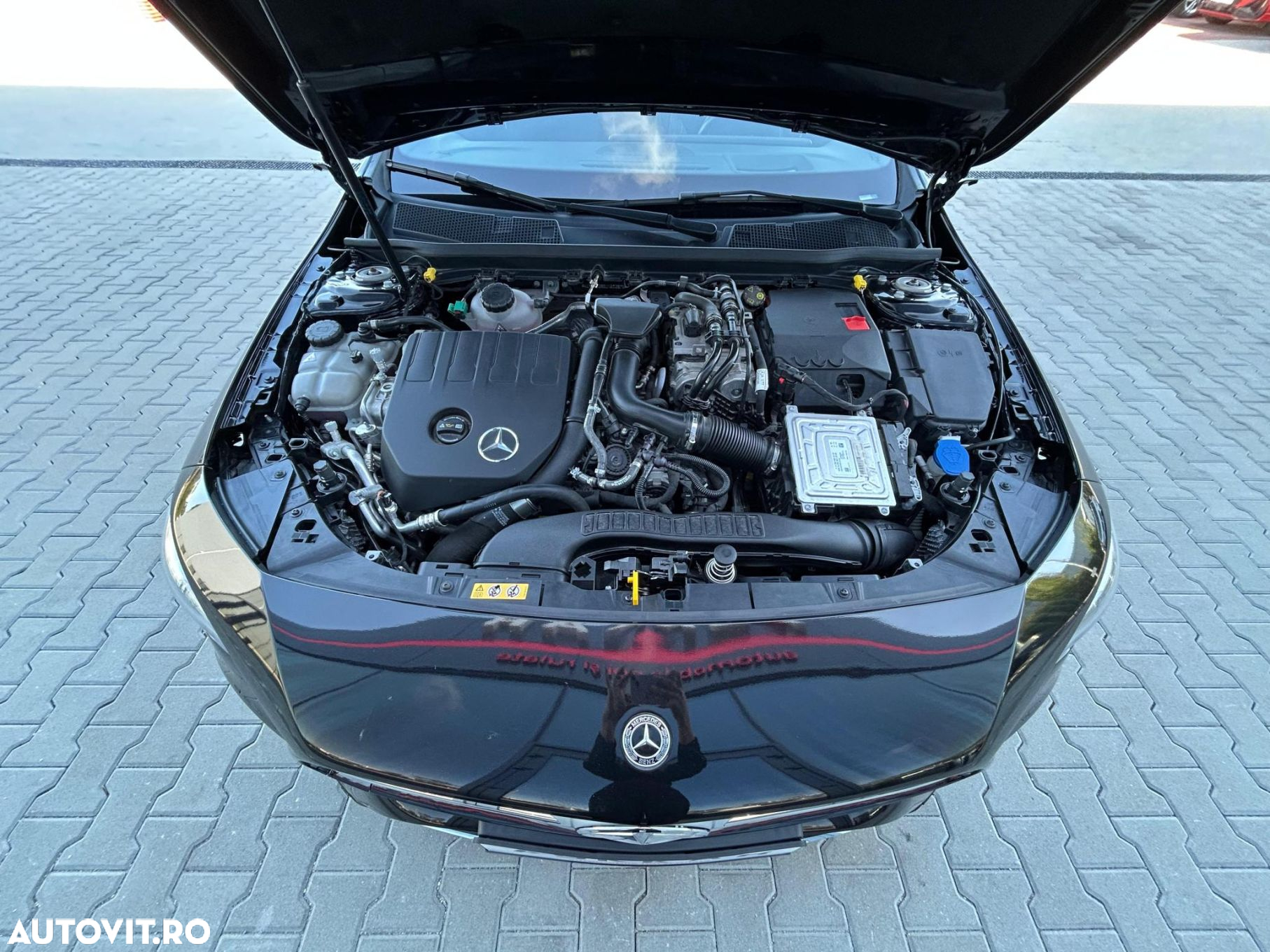 Mercedes-Benz CLA 250 e 8G-DCT AMG Line Advanced Plus - 34
