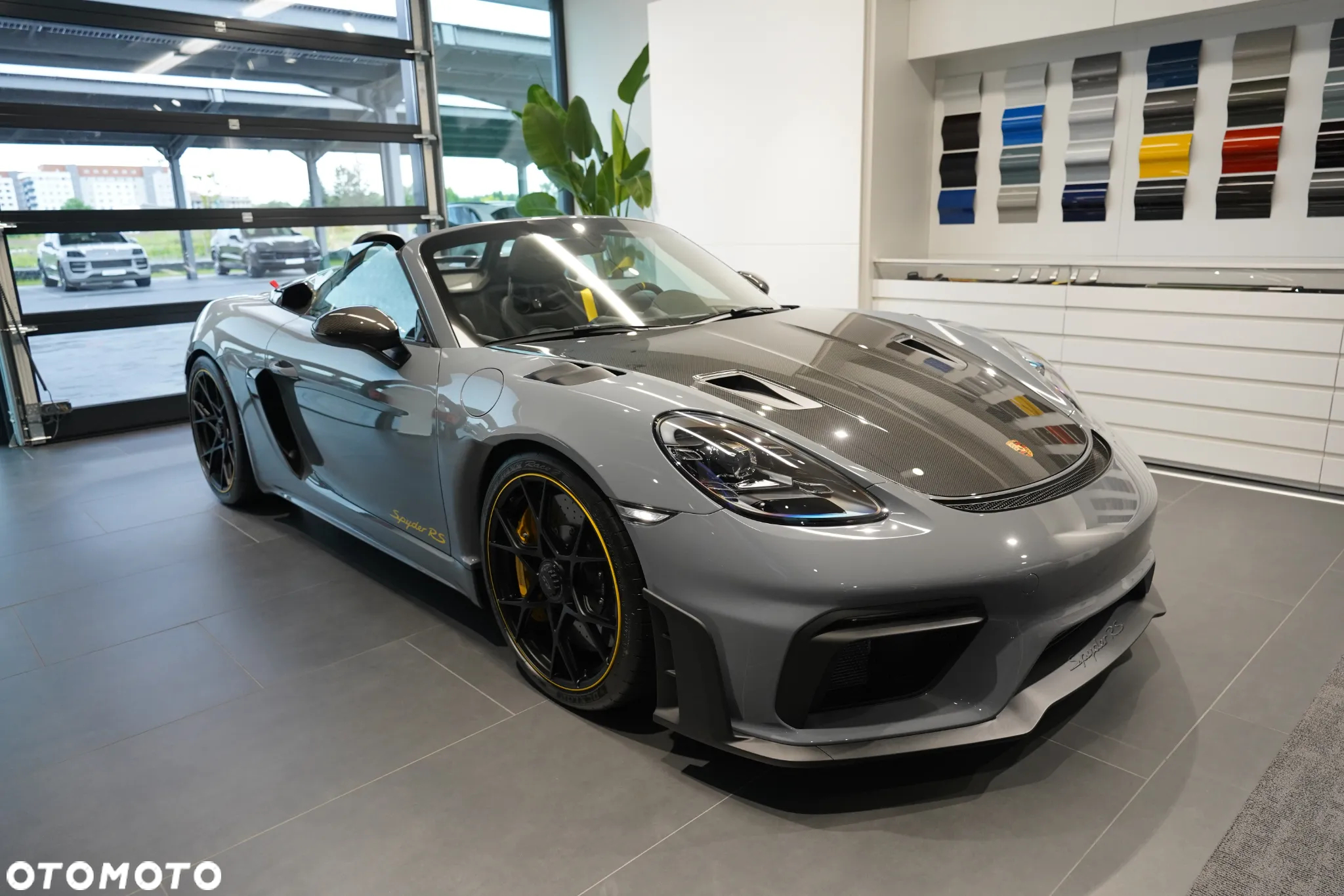 Porsche 718 Spyder - 6