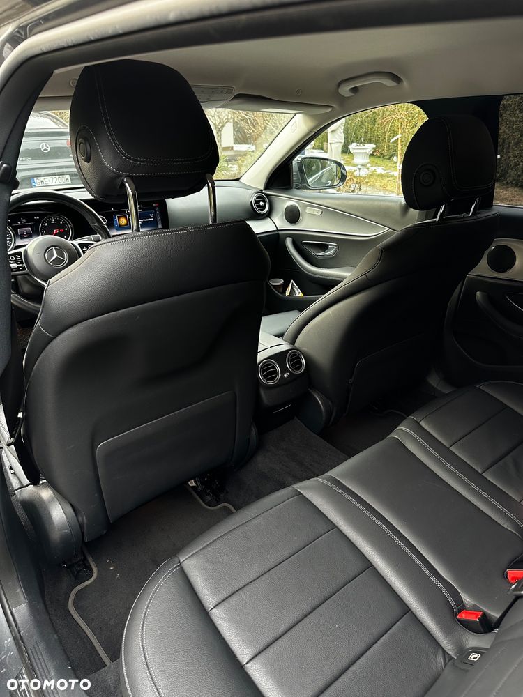 Mercedes-Benz Klasa E 300 d 9G-TRONIC Avantgarde - 22