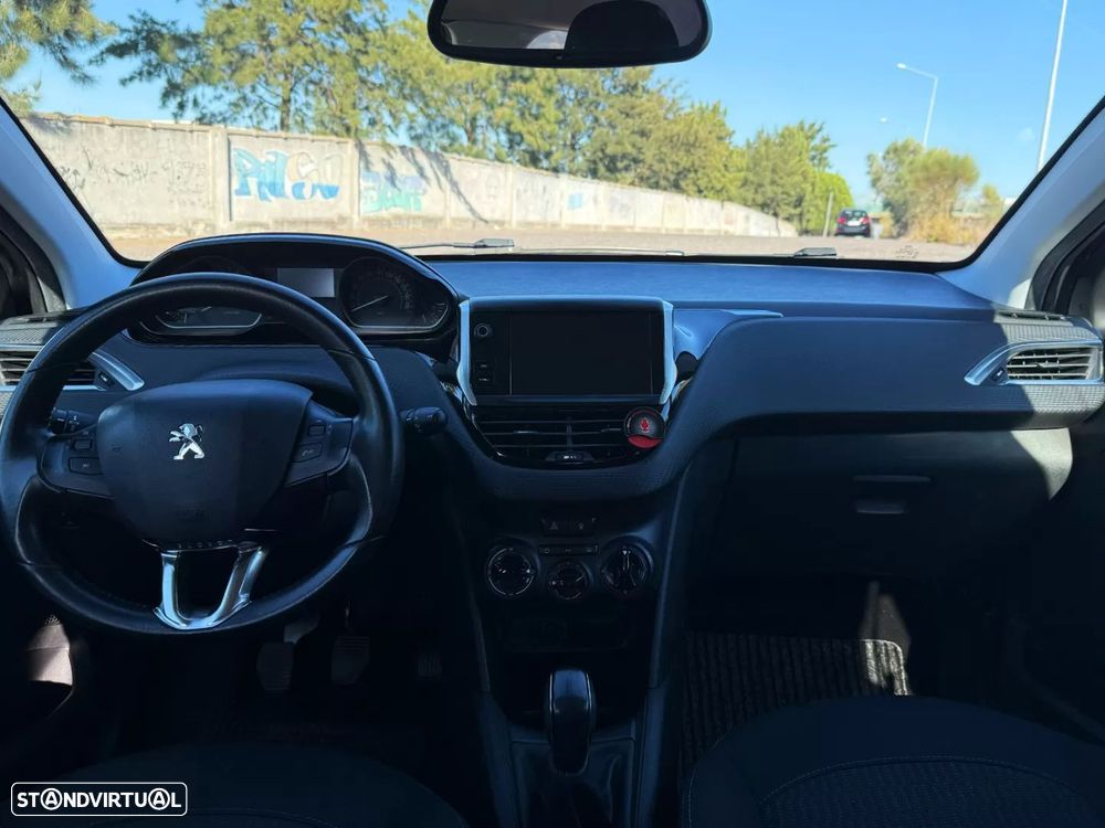 Peugeot 208 1.2 PureTech Style - 7