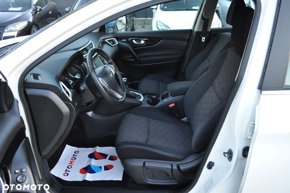 Nissan Qashqai - 14