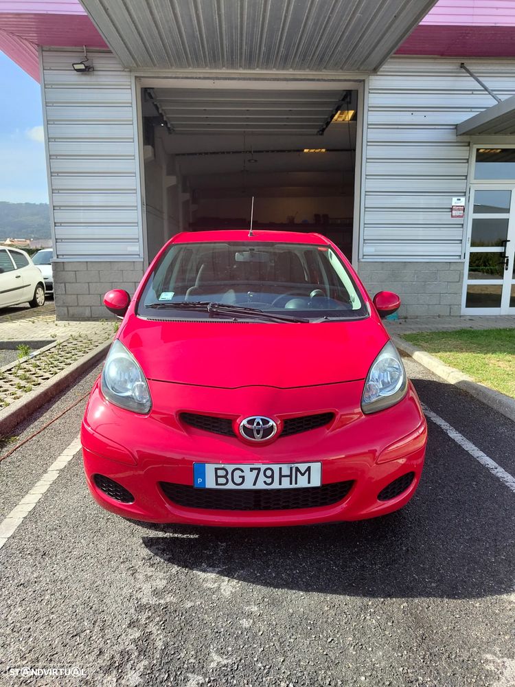 Toyota Aygo 1.0 Blue Edition - 2
