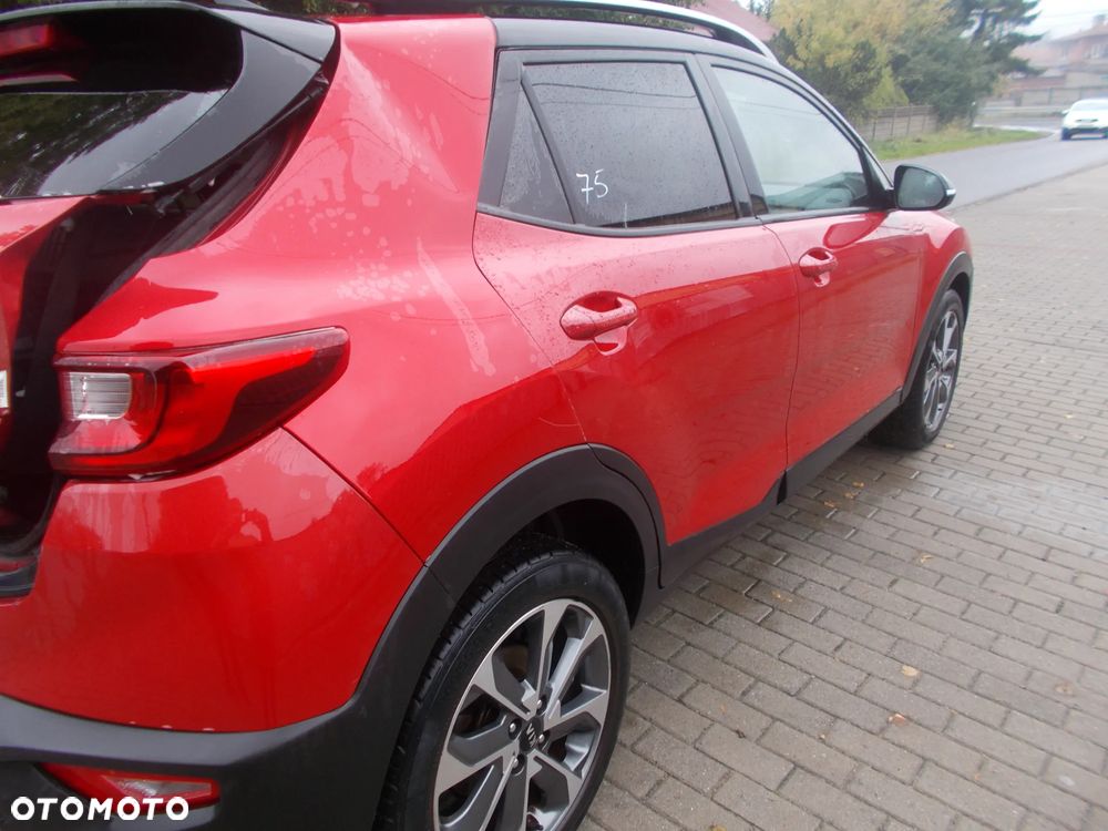 Kia Stonic 1.4 L - 5