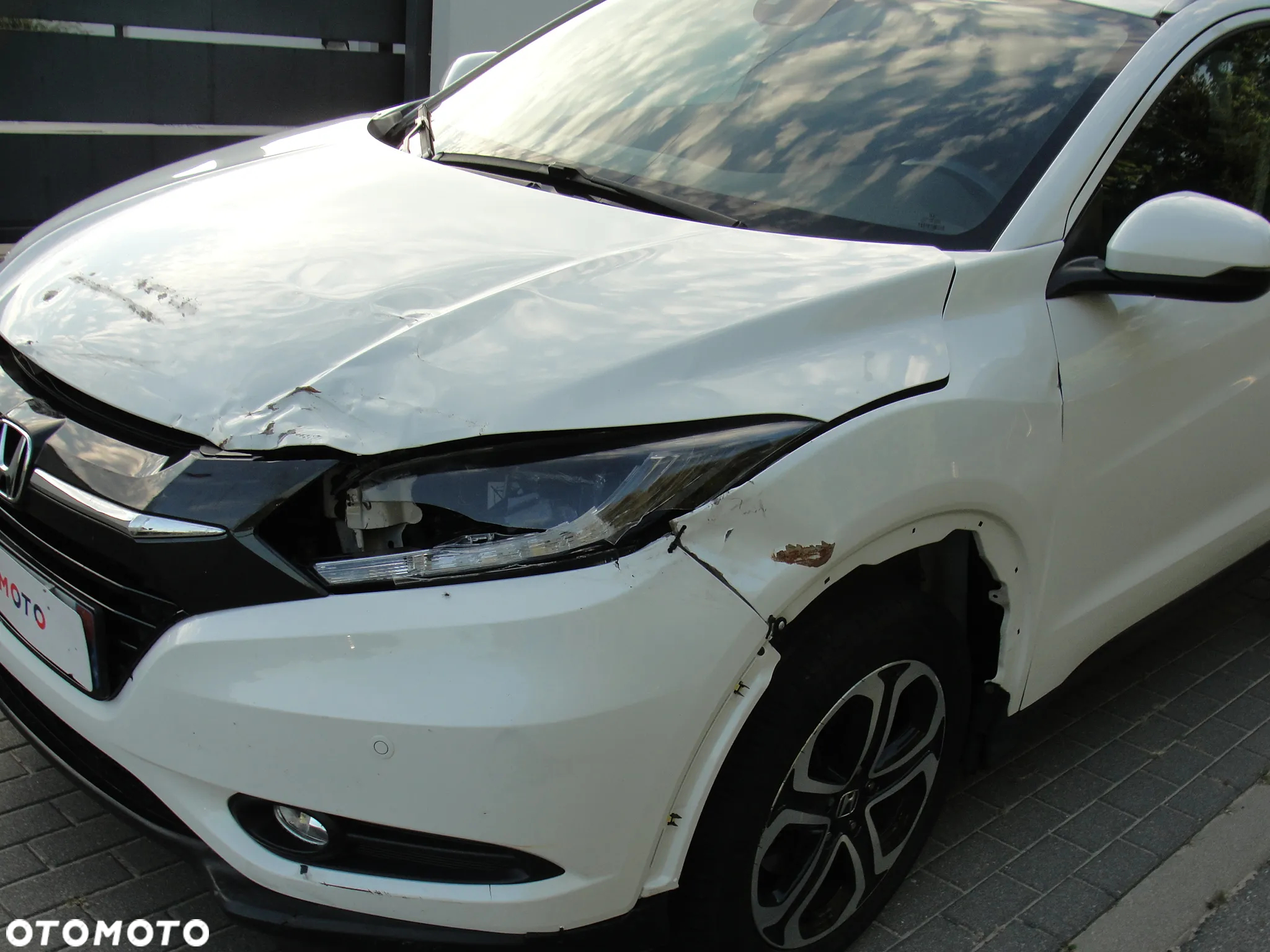 Honda HR-V 1.5 i-VTEC CVT Executive - 22