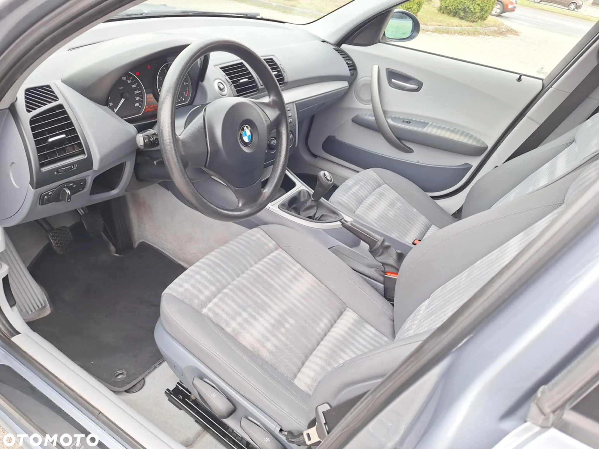 BMW Seria 1 116i - 4