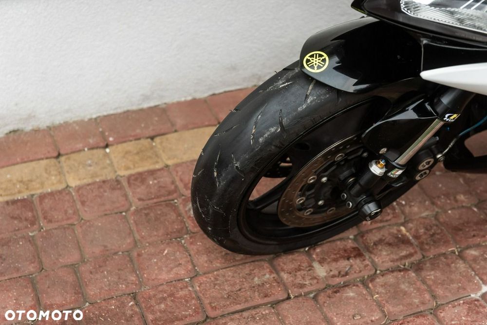 Yamaha R6 - 9