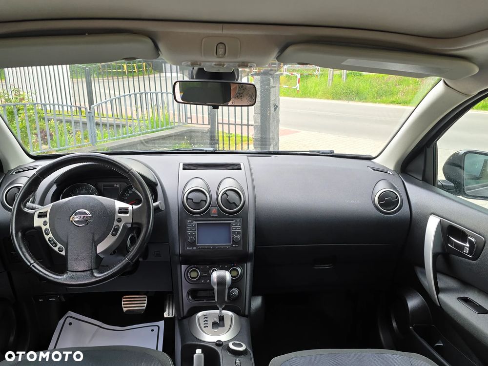 Nissan Qashqai 2.0 4 x 4 CVT tekna - 22