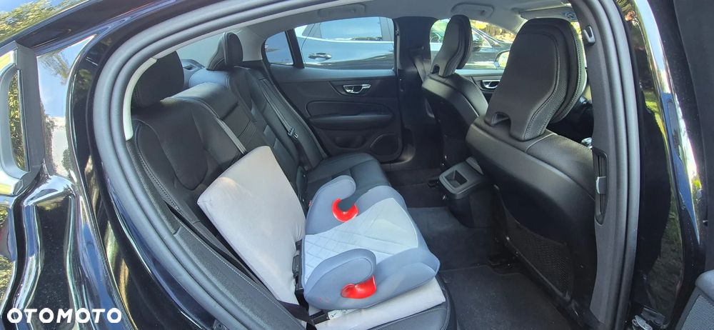 Volvo S60 T5 Inscription - 16