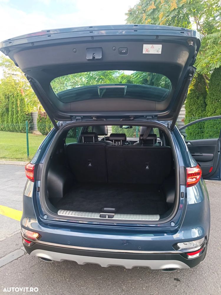 Kia Sportage 2.0 CRDI AWD Eco-Dynamics+ (48V M-H) Aut. GT LINE - 17