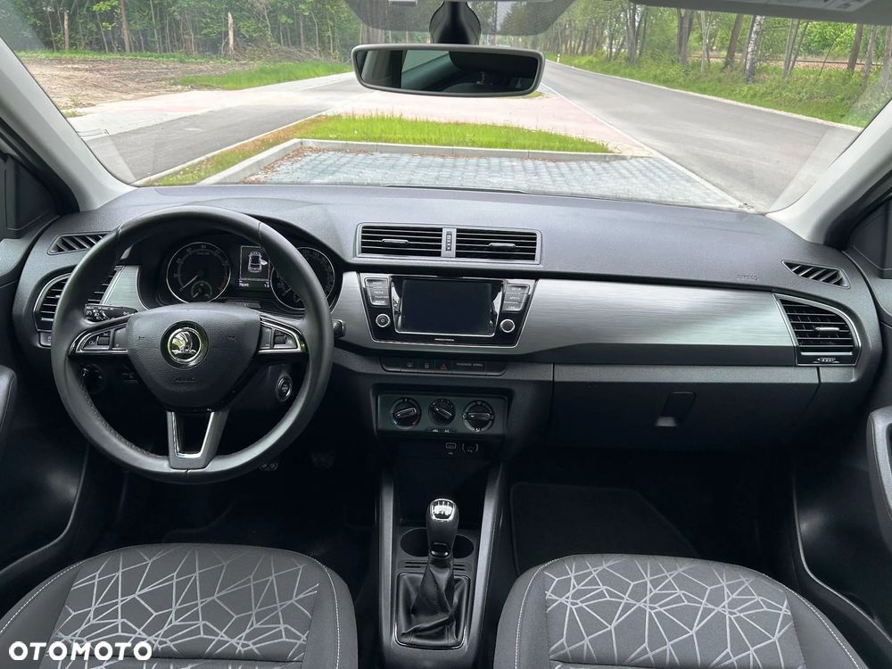 Skoda Fabia 1.0 MPI Clever - 5
