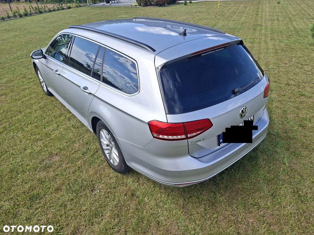 Volkswagen Passat 2.0 TDI (BlueMotion Technology) DSG Comfortline - 4