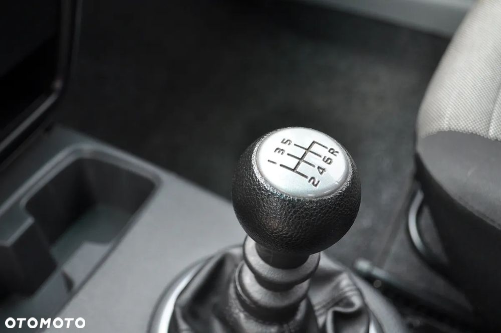 Suzuki SX4 2.0 DDiS 4x2 Comfort - 26