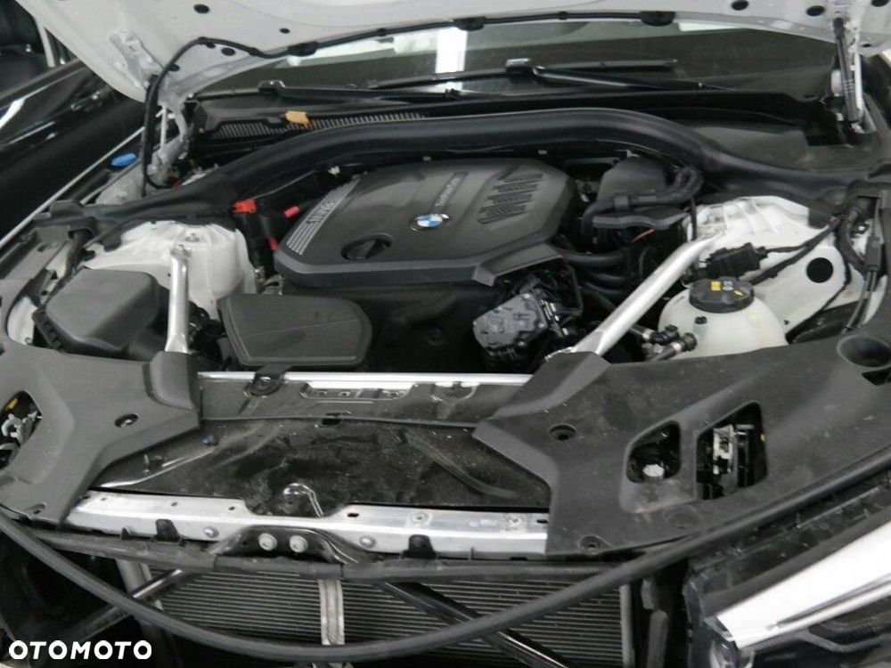 BMW Seria 5 520d M Sport Edition - 33