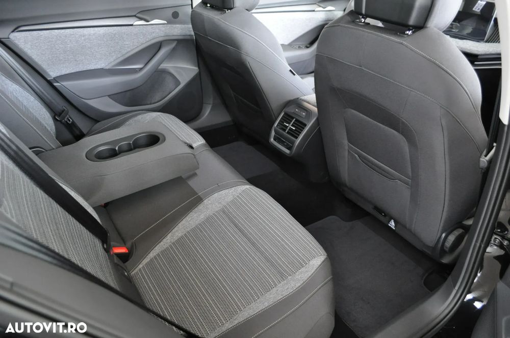 Skoda Superb 2.0 TDI DSG Selection - 18