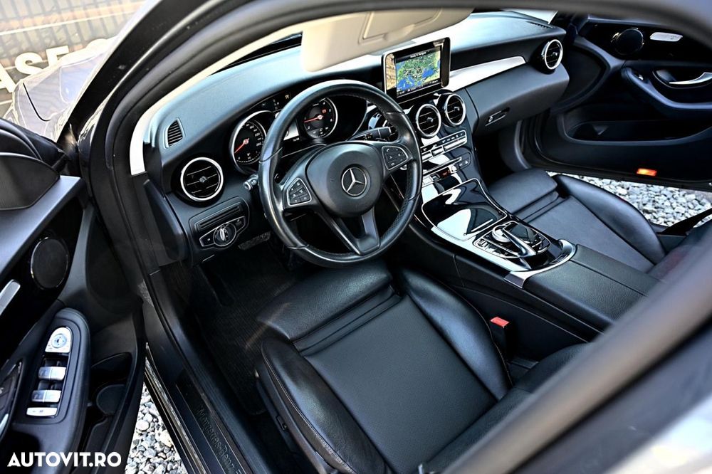 Mercedes-Benz C - 19