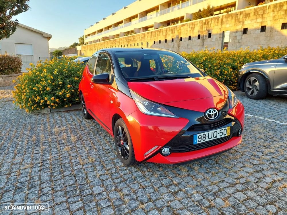 Toyota Aygo 1.0 X-Cite - 1