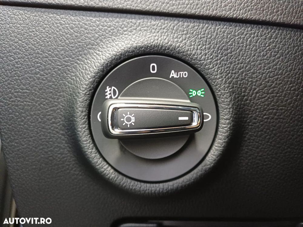 Skoda Superb 1.5 TSI DSG Ambition - 8