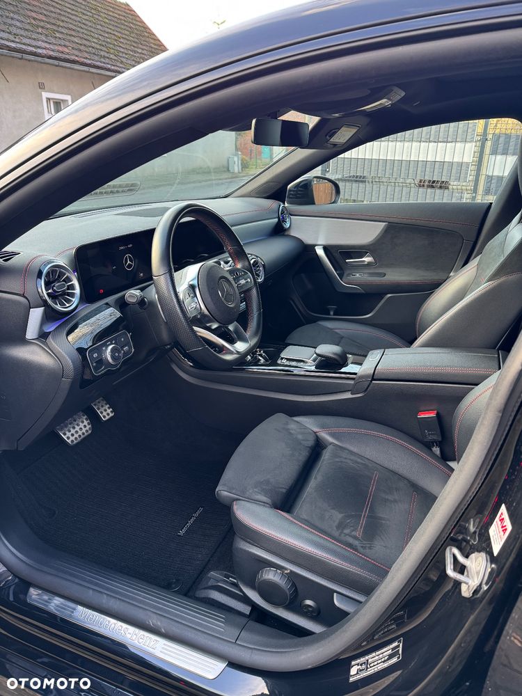 Mercedes-Benz CLA 200 d 8G-DCT AMG Line - 14