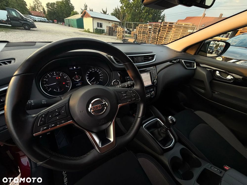 Nissan Qashqai 1.3 DIG-T N-Connecta EU6d - 33
