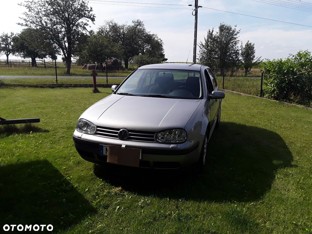 Volkswagen Golf - 14