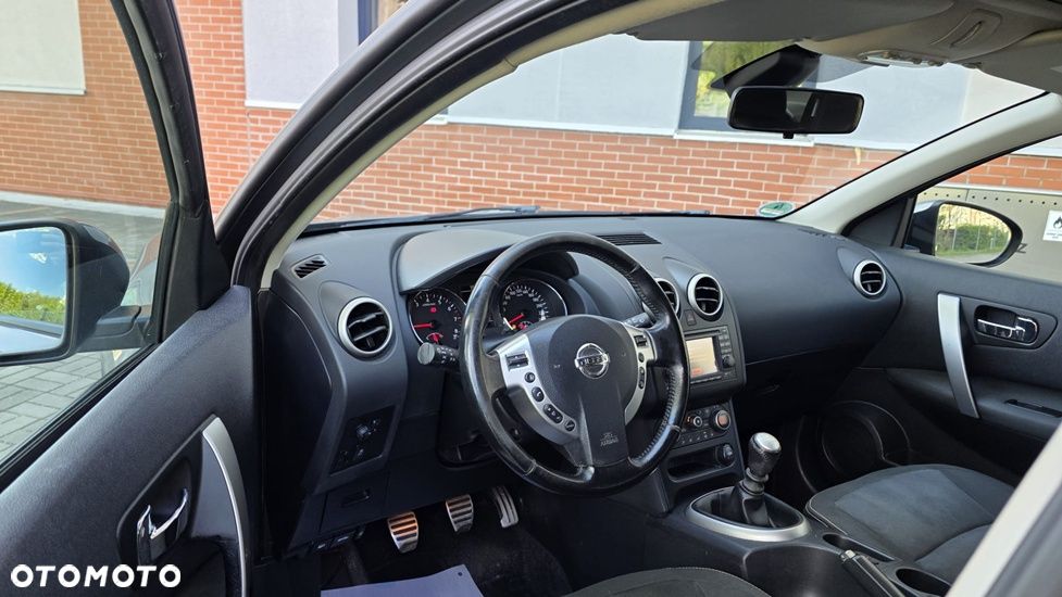 Nissan Qashqai 2.0 Tekna - 10