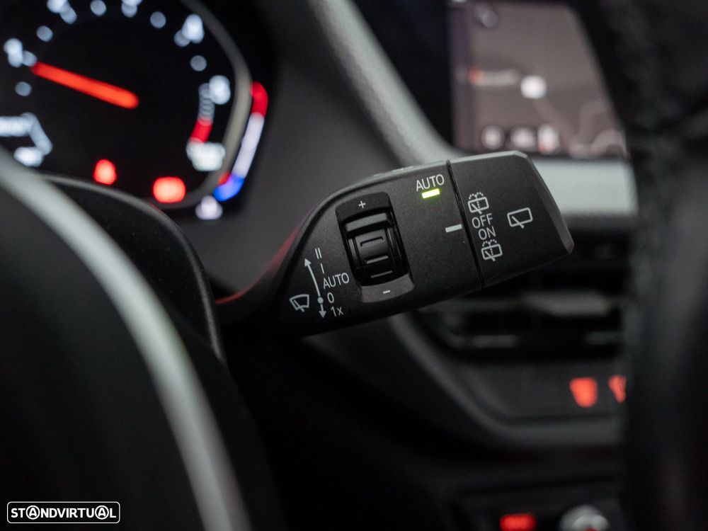 BMW 116 d Pack Desportivo M - 22